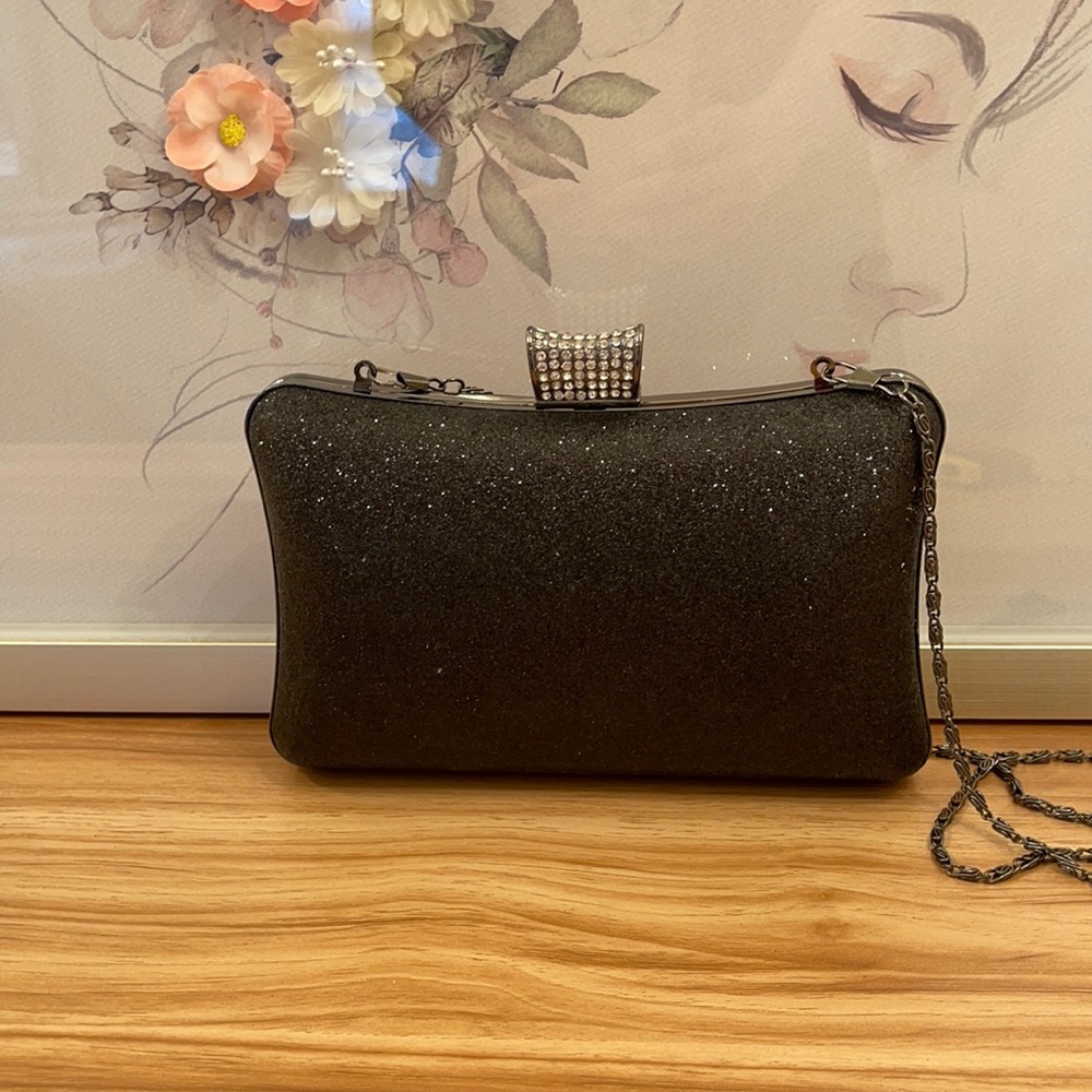 Black glitter evening clutch